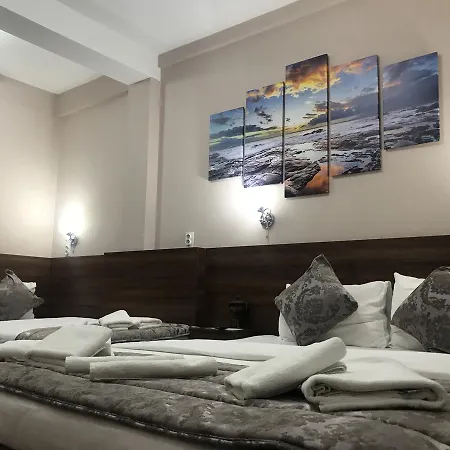 Bed & Breakfast Prenociste&restoran Dm 4*