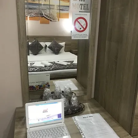 Bed & Breakfast Prenociste&restoran Dm 4*